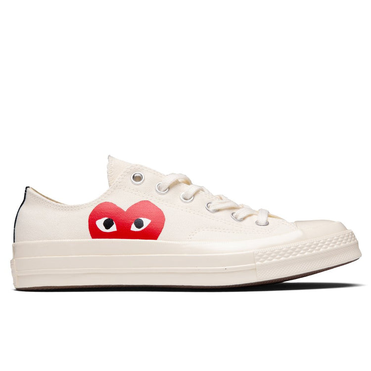 Comme des Garçons PLAY Unisex Chuck 70 Low Sneaker Unisex OX -  Milk White/ Red